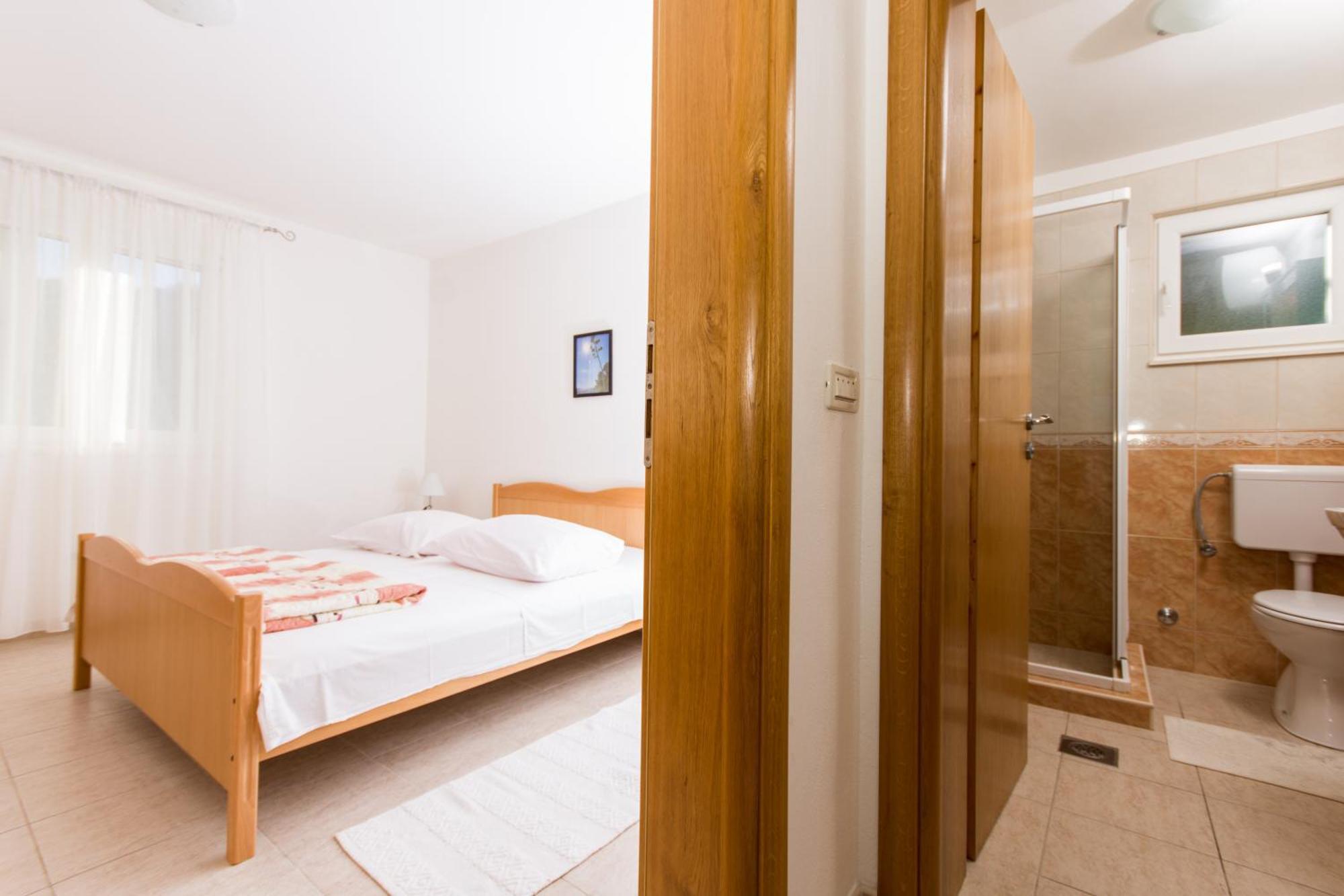 Apartments Marinana Ражань Экстерьер фото