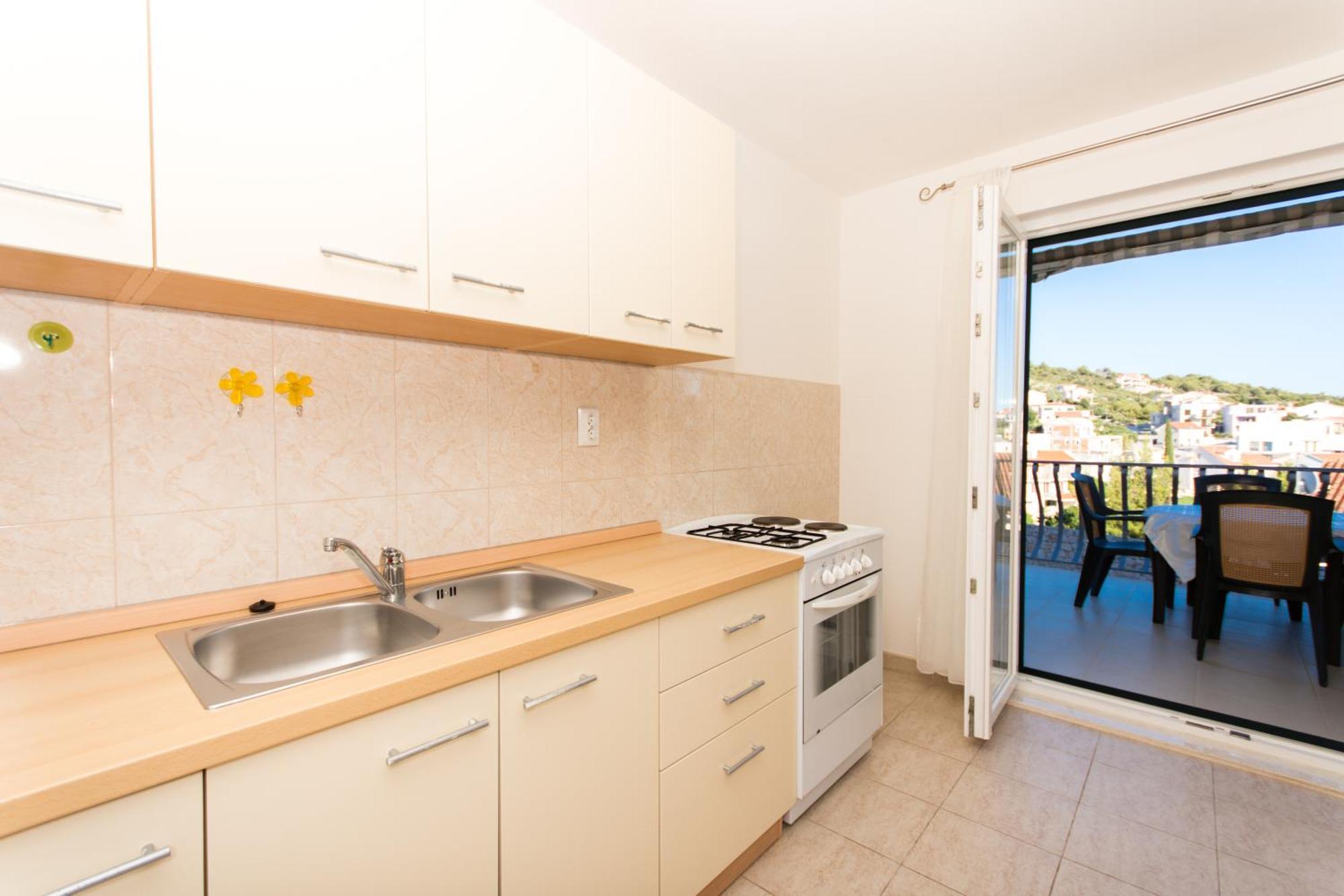 Apartments Marinana Ражань Экстерьер фото
