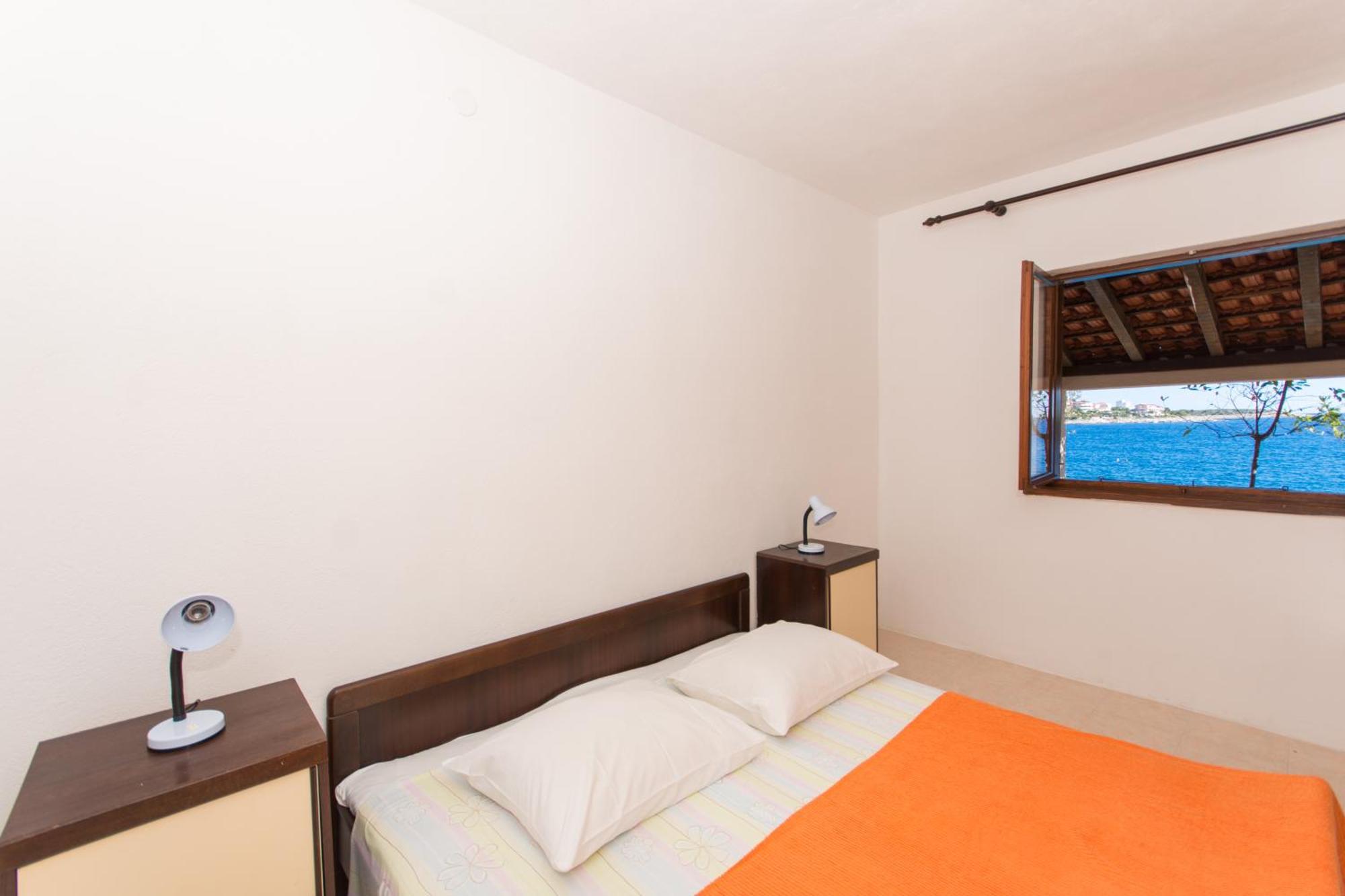 Apartments Marinana Ражань Экстерьер фото