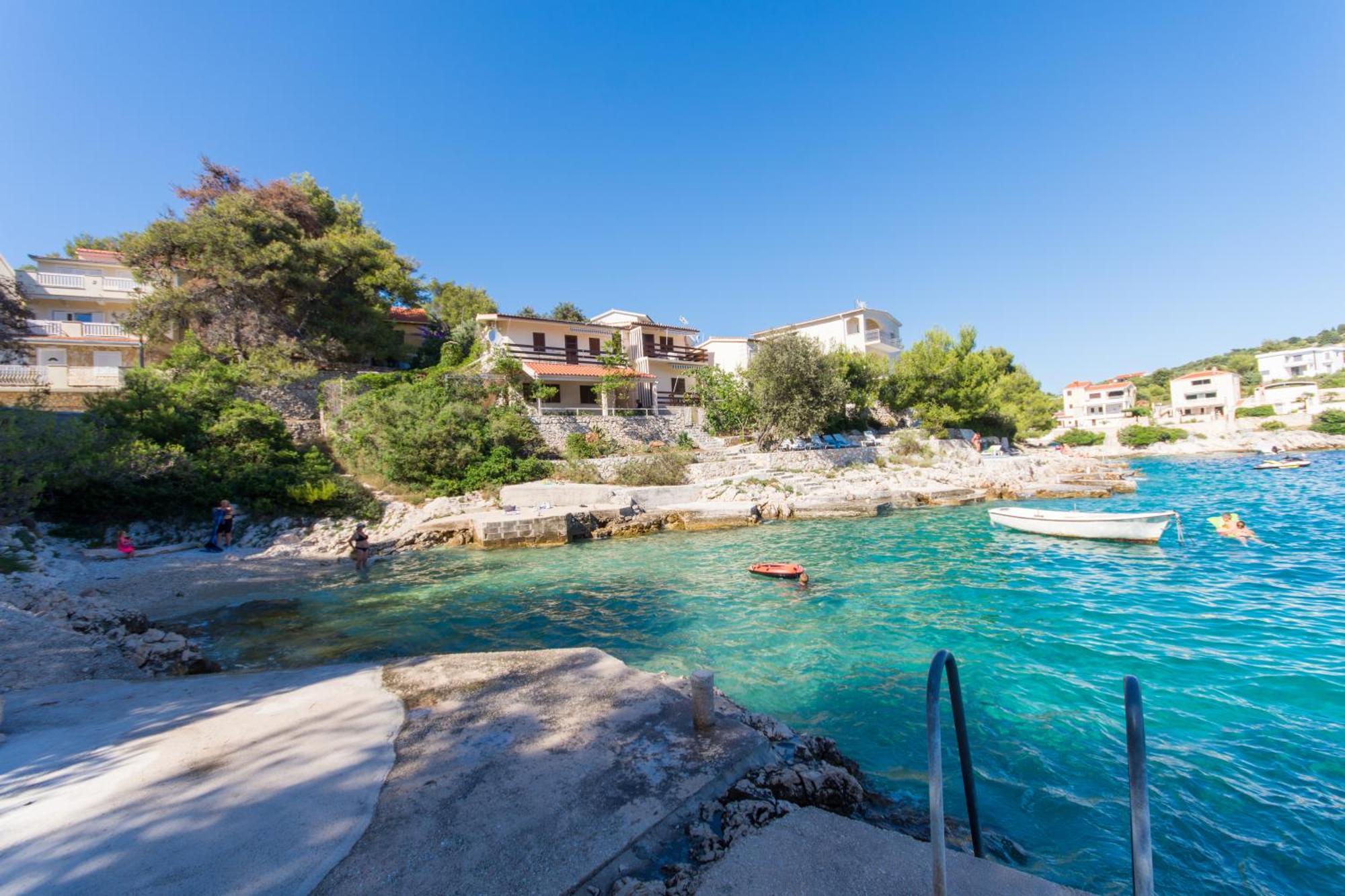Apartments Marinana Ражань Экстерьер фото