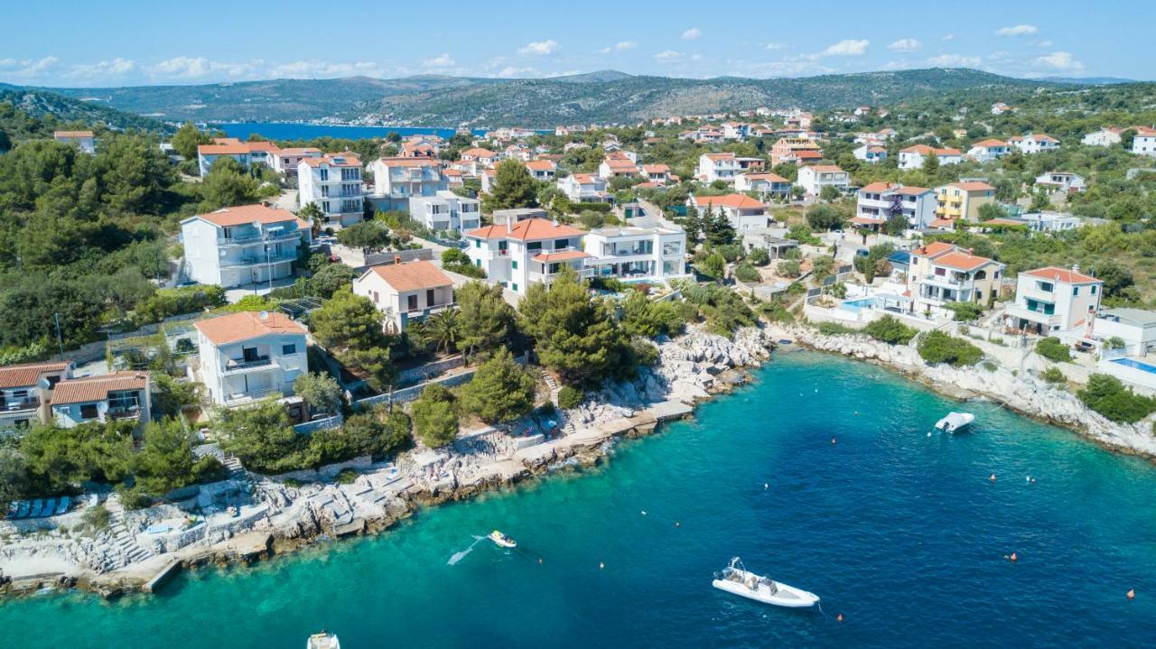 Apartments Marinana Ражань Экстерьер фото